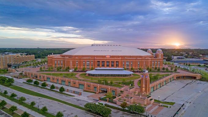 Clarion Pointe Hotel Fort Worth Exterior photo